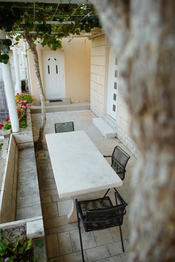 Serious Job Apartment Dubrovnik Luaran gambar
